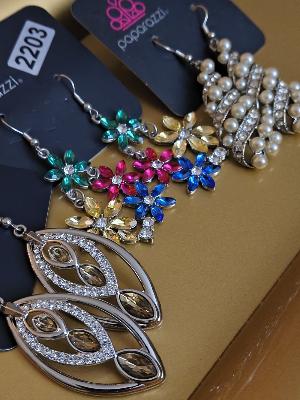 Paparazzi Glam Bundle Crystal Flower Pearl Drop Earrings /Vibrant  Statement Set